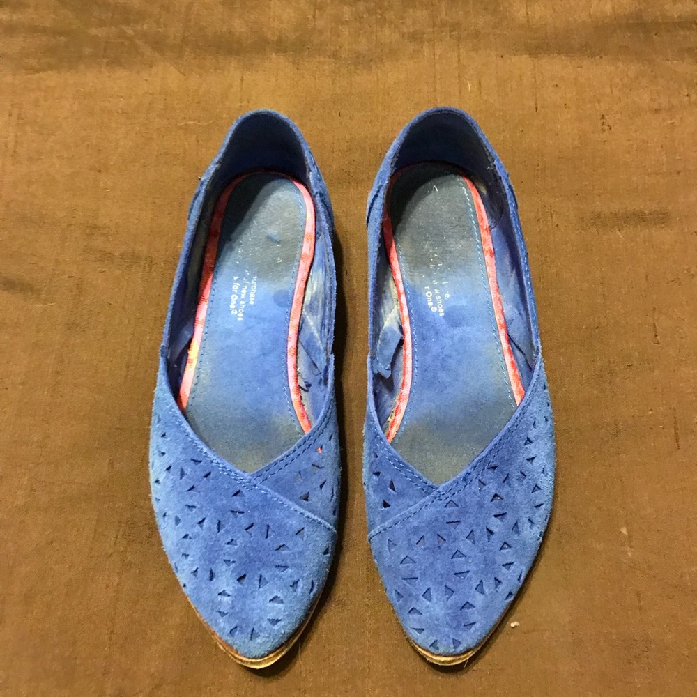 TOMS flats